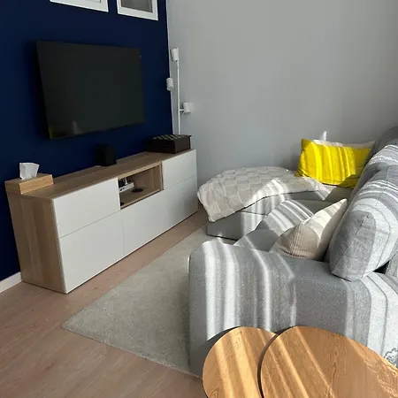 Limon's Cocoon De Panne